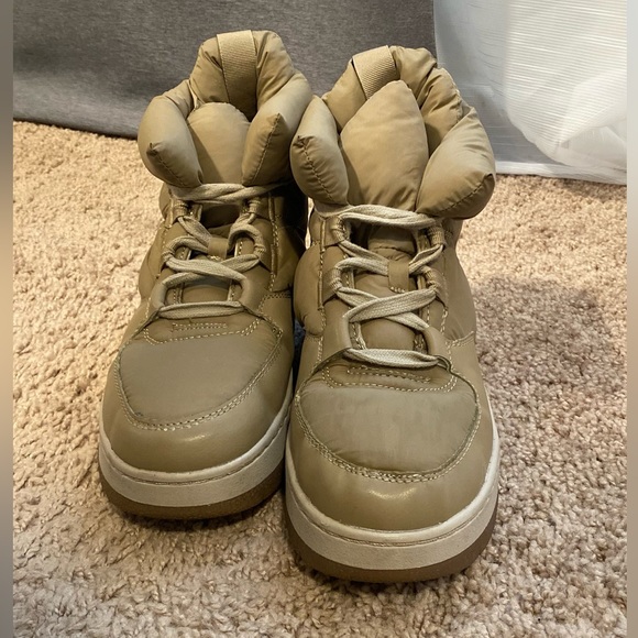 H&M puffer boots, sneakers. Size 8.5. Used. - Picture 2 of 7